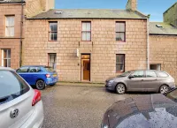 Lost Guest House Peterhead - parkir
