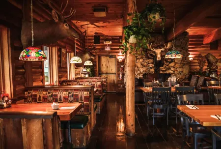 Sumas Mountain Lodge Отели в г. Мейпл Фолс