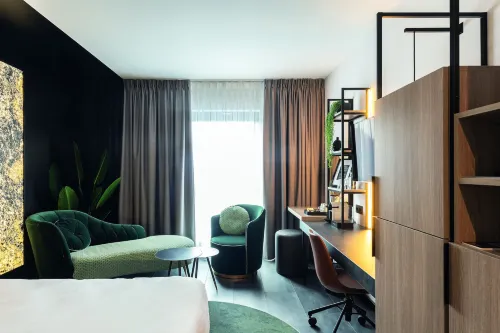 Ariane Hotel - parking