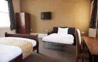 Kings Arms Hotel by Greene King Inns