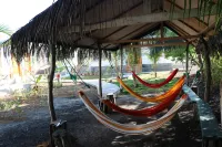 Cartago Bay