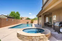 Escondido by RedAwning - Uima-altaat