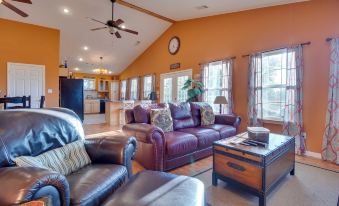 Spacious Norfork Lake Home: Game Room + Views!