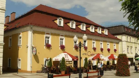 Hotel Restauracja Caspar Отели в г. Подгужин