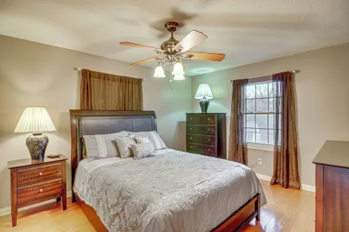 2 Mi to Lake Cumberland Access: Home w/ Grill - Wifi