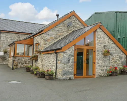 Pendre Uchaf Hotels in Corwen