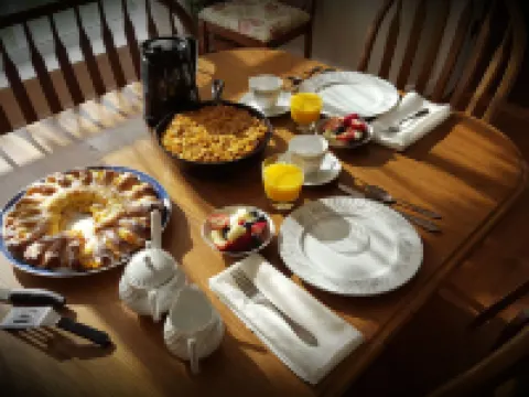 Centennial Inn Bed & Breakfast Hotels in Conneaut