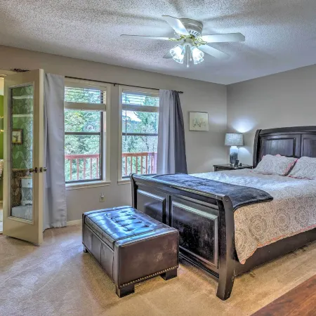 Cloudcroft Escape w/ Forest Views! Hotels in Cloudcroft