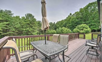 Deck, Fire Pit & Yard: Mountain Escape!