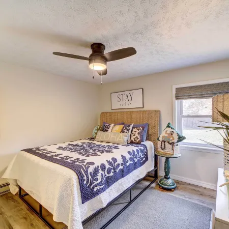 Lake Hudson Home with Patio in Locust Grove