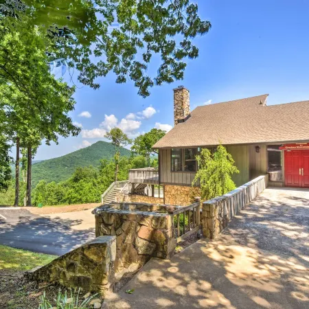 Comfy Jasper Getaway w/ Community Amenities!