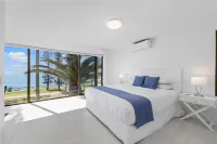 Alexandria Apartments Hotels in Alexandra Headland