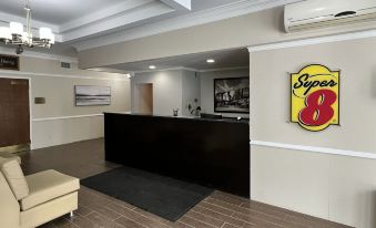 Super 8 by Wyndham Kirkland Lake