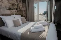 Le Grand Hôtel de la Marine "face à la mer" Hotels in Commes