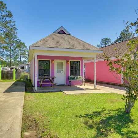 Biloxi Resort Cottage w/ Pool & Lake Access! Hotels in Latimer