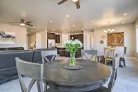 Utah Group Getaway w/ Patio! Swim, Soak & Hike - مسبح