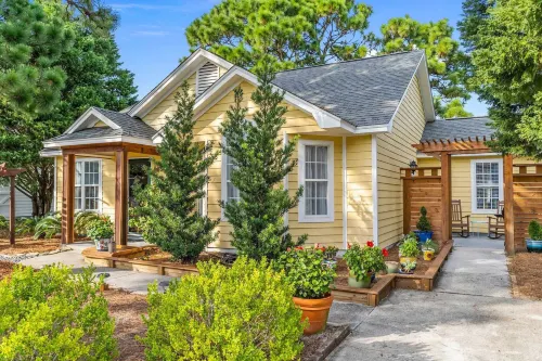 Peaceful Wilmington Home Near Beach and Downtown! - Homestays