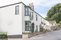 Lyme Townhouse Hotels in 