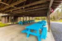 Sauna, Fire Pit Spacious and Serene Poconos Getaway - 3-Star