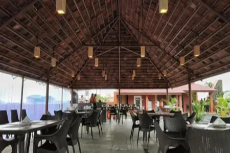 Touchwood Bliss Отели в г. Нандгаонсадо