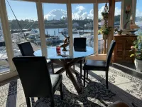 The Newport Belle Hotels in Newport