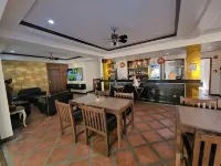 Ratana Hill Patong - Inns