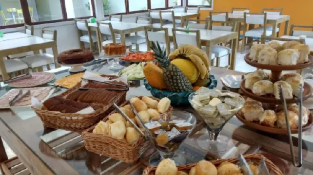 Caravaggio Praia Hotel