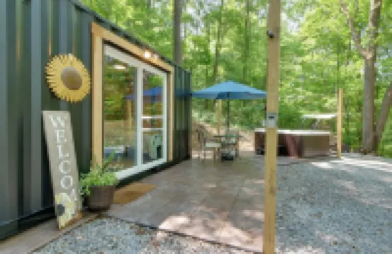 Tiny Home w/ Hot Tub by Mohican State Park!