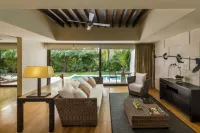 Blue Diamond Luxury Boutique Hotel