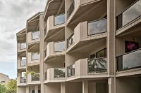 Kailua-Kona Condo w/ Lanai, Walk to Beach + Pier! - Spa