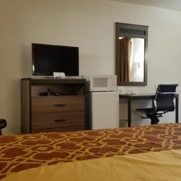 American Inn of Liberal