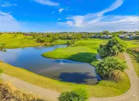 2 Bed in Gorgeous Golf Estate