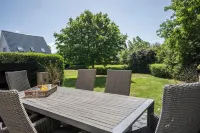 Pretty Holiday Home with Garden