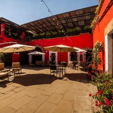 Collection O Al Otro Lado del Rio, Puebla