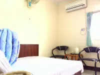 Jin Lon Hotel
