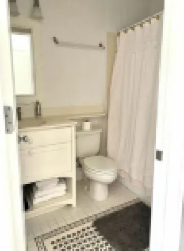 Seaside Proper Condo walk to the beach, shopping & restaurants