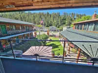Cedar Wood Inn Hotels in Deadwood