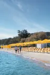 D - Resort Ayvalık - شاطئ