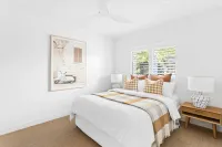 Midnight Sands Luxe Beachside Designer With Pool