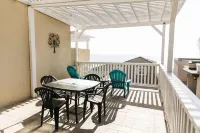Laguna Cove Hotel