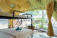 Silang Beach Resort and Diving Hotels in 