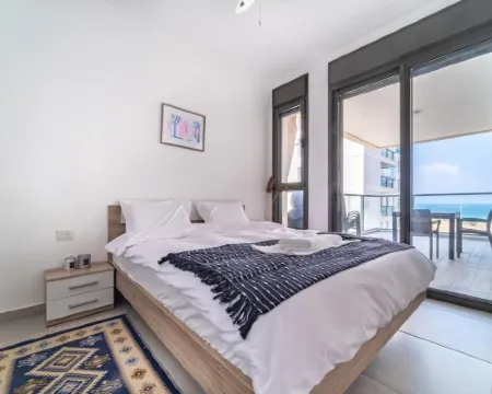 Achziv Beach Haven 3BR Apartment by Sea N' Rent Hoteles en Sub-distrito de Acre