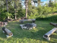 Beautiful modern 2 bedroom apartment, near trails, with big parking lot