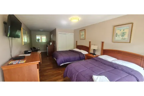 Werry's Cottages Motel & Pub by OYO East Stroudsburg Poconos