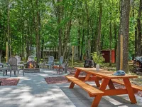Maple Oasis by Avantstay Newly Built w/ Hot Tub, Game Room & Fire Pit Hotels in Tunkhannock Township