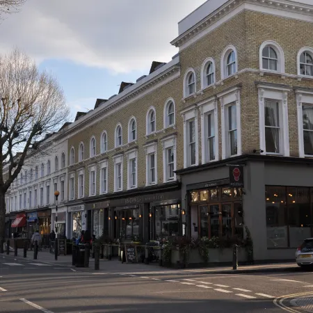 Lamington Apartments - Hammersmith Отели рядом с достопримечательностью «Стадион «Лофтус Роуд»»