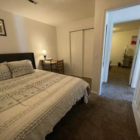 A charming 2BR home—better than a room—Vacation Condo No. 6, Near Spring River