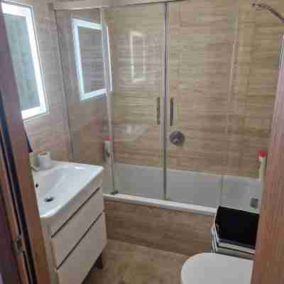One bedroom Ocean Village Apt Rooms