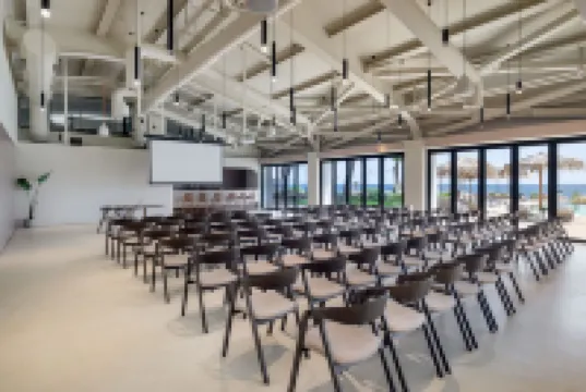 Isla Brown Corinthia Resort & Spa, Curio Collection by Hilton