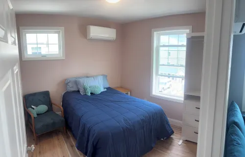 10 Second Walk to Beach:Rare Top Floor Atlantic Ave Pet Friendly Oceanview Condo